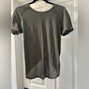 lululemon tie back dri fit athletic shirt. used for golf/tennis 8